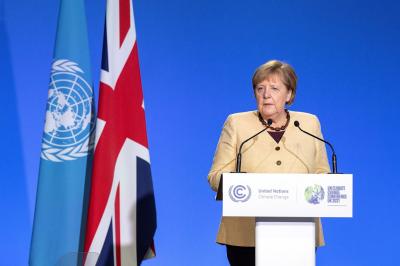 Merkel rejeita oferta de cargo da ONU