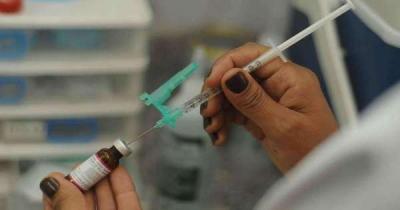 UBSs em JF suspendem vacinação após profissionais de saúde adoecerem