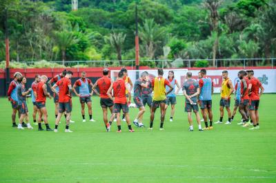 Paulo Sousa define time base do Flamengo