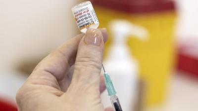 Mais de 57 mil crianças podem ter recebido vacinas incorretas contra Covid, diz AGU