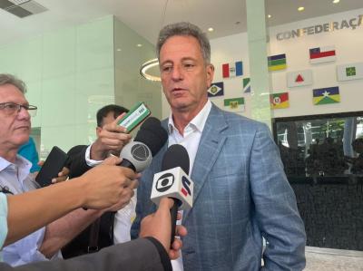 Presidentes de poderes do Flamengo prestam solidariedade a Landim contra 