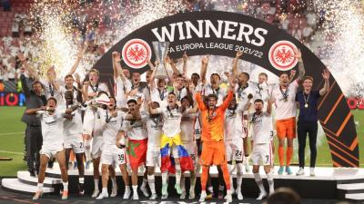 Europa League: Goleiro brilha, Eintracht Frankfurt vence o Rangers nos pênaltis e é campeão invicto