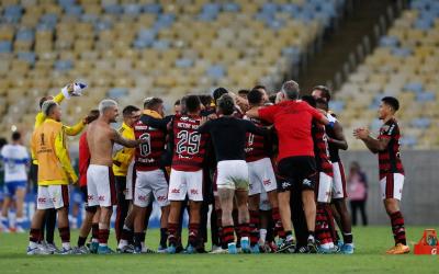 Comentarista detona astro do Flamengo: 'Tem mais mídia do que bola'