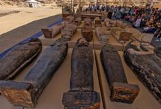 Egito anuncia a descoberta de 250 sarcófagos