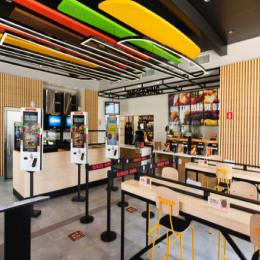  Burger King começa a testar modelo  de loja autônoma em São Paulo.