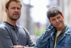 Vikings: Intérprete de Ivar, o Sem-Ossos está no elenco de nova série de comédia