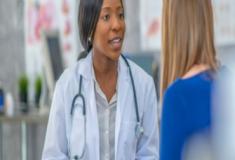 Exames periódicos e cuidados preventivos essenciais para reforçar a saúde da mulher