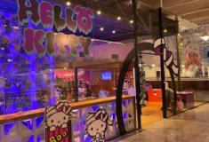 Hello Kitty e festival de teatro infantil agitam Pátio Savassi no mês das crianças