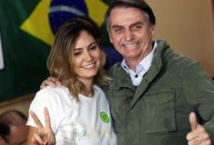Michelle deixa de seguir Bolsonaro nas redes sociais