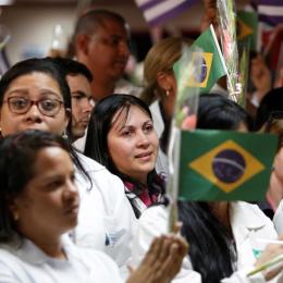 Brasil deve recontratar médicos cubanos