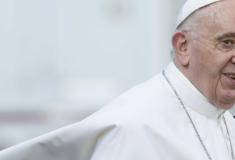 Papa Francisco pede 'sacrifício' e passa a cobrar aluguel de cardeais no Vaticano
