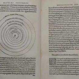 Primeira edição perfeita do livro de Copérnico sobre astronomia pode render 2,5 milhões