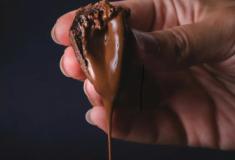 Fornecimento mundial de chocolate ameaçado por vírus devastador