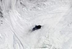Polínia Maud Riseda: Por quê o buraco de gelo na Antártica continua se abrindo?