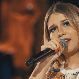 Marília Mendonça tem cerca de 200 gravações de músicas inéditas, afirma empresário