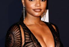 70 melhores flagras e fotos sensuais de Halle Bailey