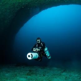 Vídeo mostra interior da caverna, onde cinco italianos morreram durante mergulho
