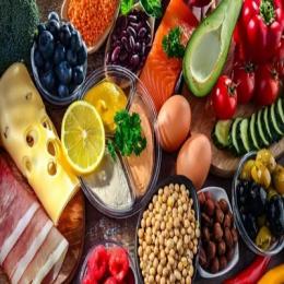7 alimentos ricos em proteína além dos ovos e do frango