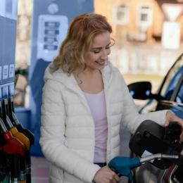 7 carros que economizam muito combustível: dirija mais longe gastando menos
