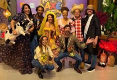 Fabiana Karla “foge” do casamento e diverte convidados no Arraiá do Axé